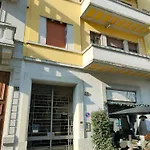 Arthome דירה